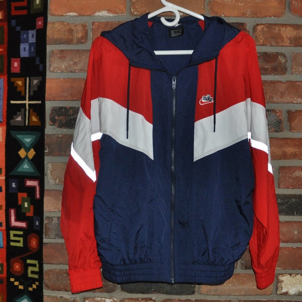 Nike SPORTSWEAR HERITAGE WINDRUNNER Windbreaker Hooded Full Zip JACKET S